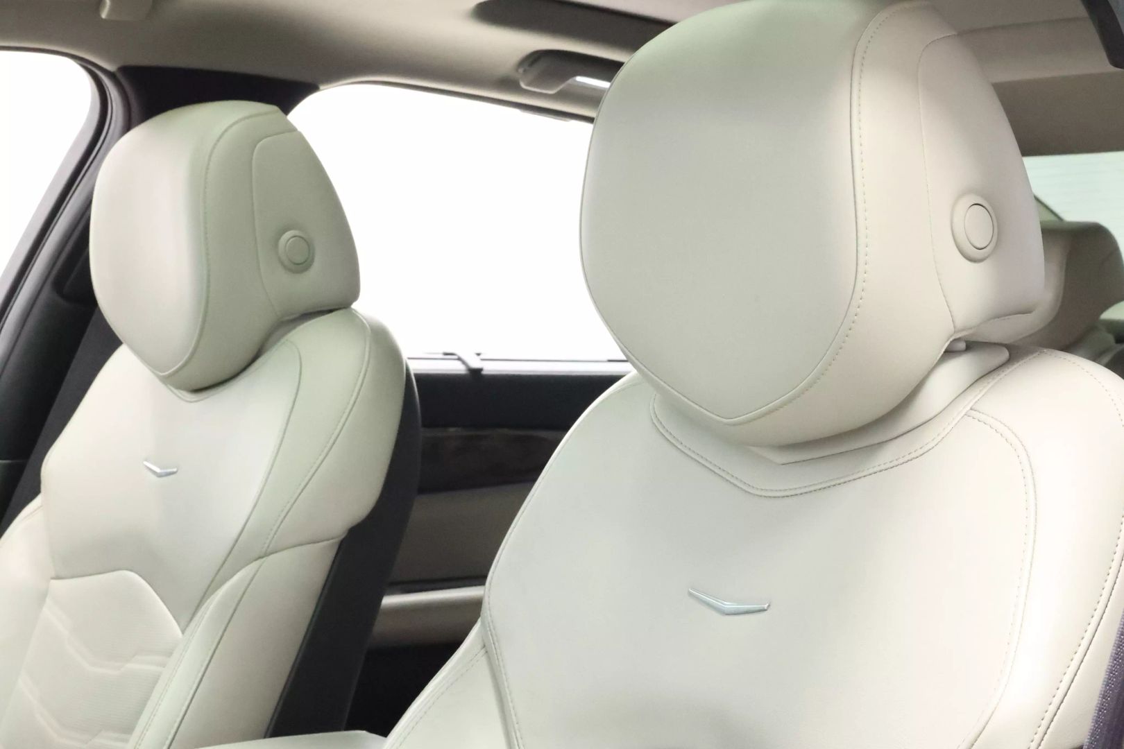 2017 Cadillac Ct6 - Image 19
