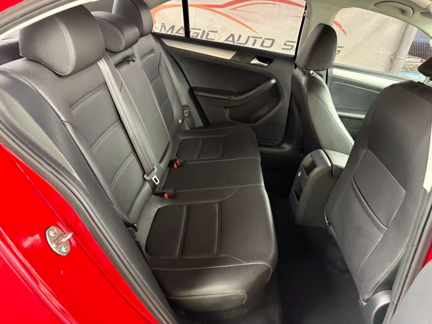 2018 Volkswagen Jetta - Image 22