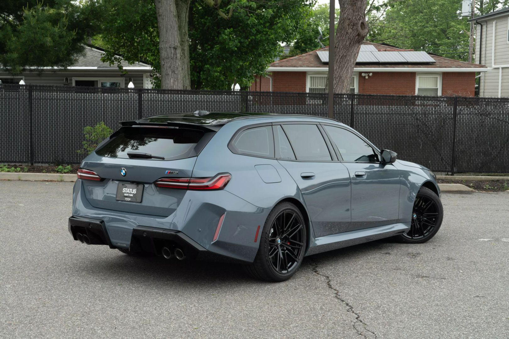 2025 Bmw M5 - Image 27