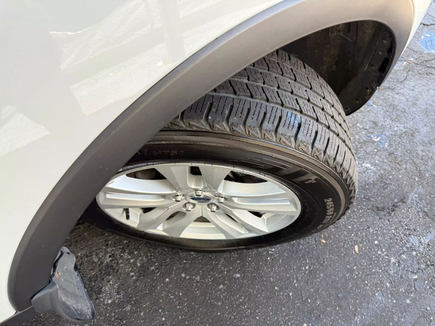 2019 Ford Explorer - Image 48