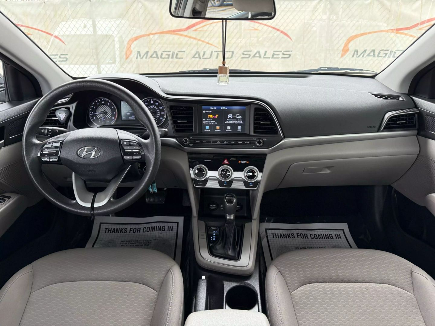 2019 Hyundai Elantra - Image 27