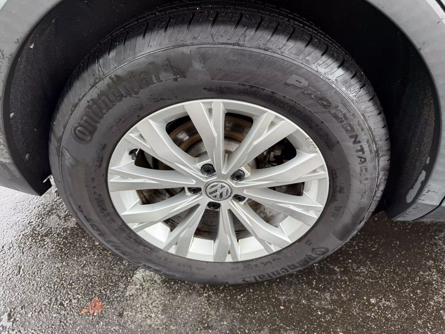 2019 Volkswagen Tiguan - Image 49