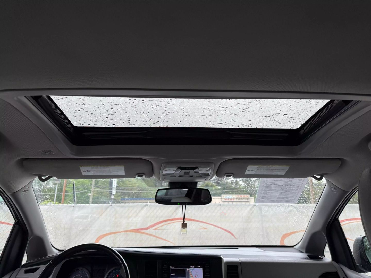2020 Toyota Sienna - Image 35