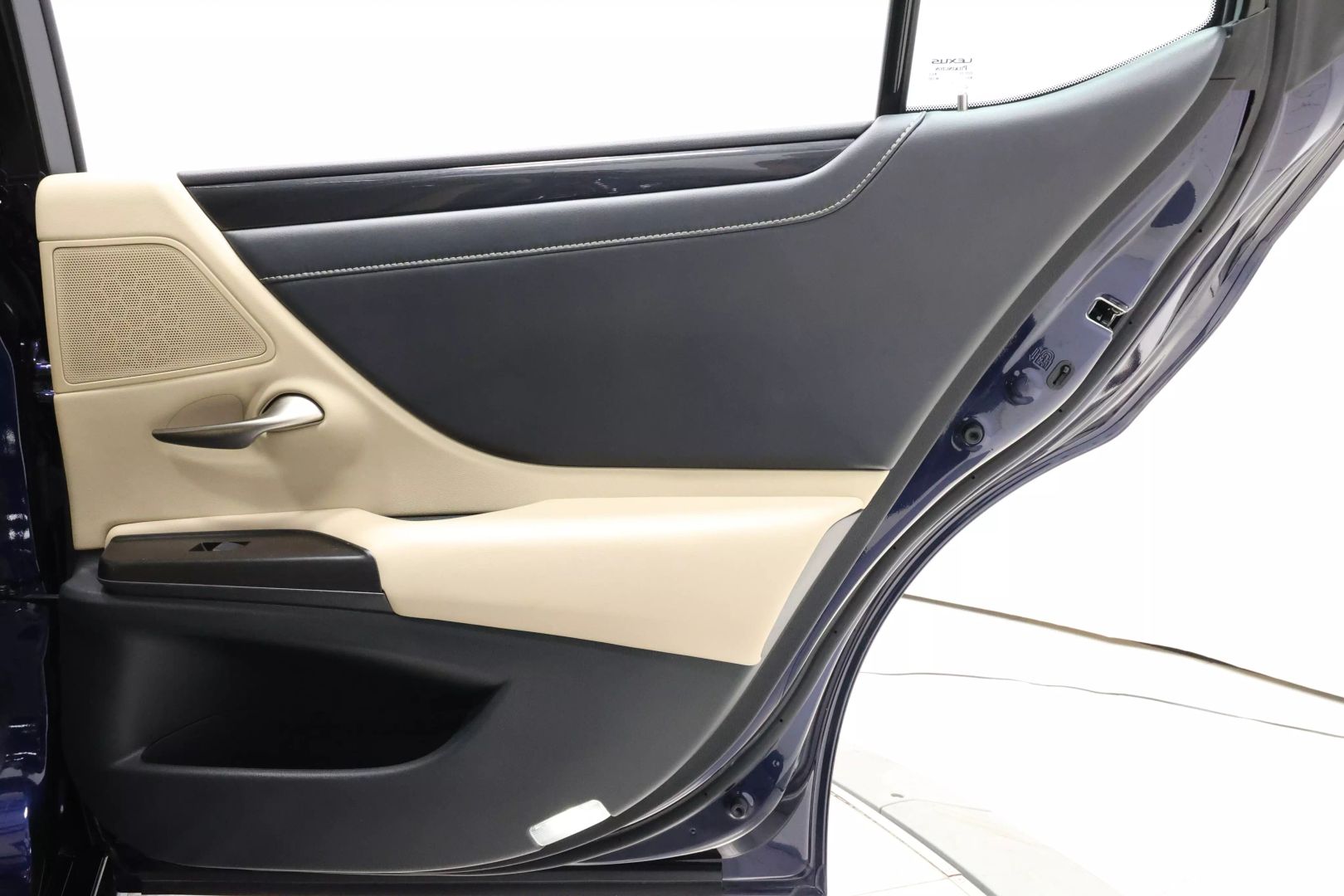 2020 Lexus Es - Image 65