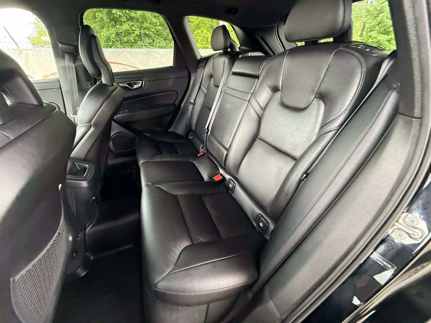 2018 Volvo Xc60 - Image 19