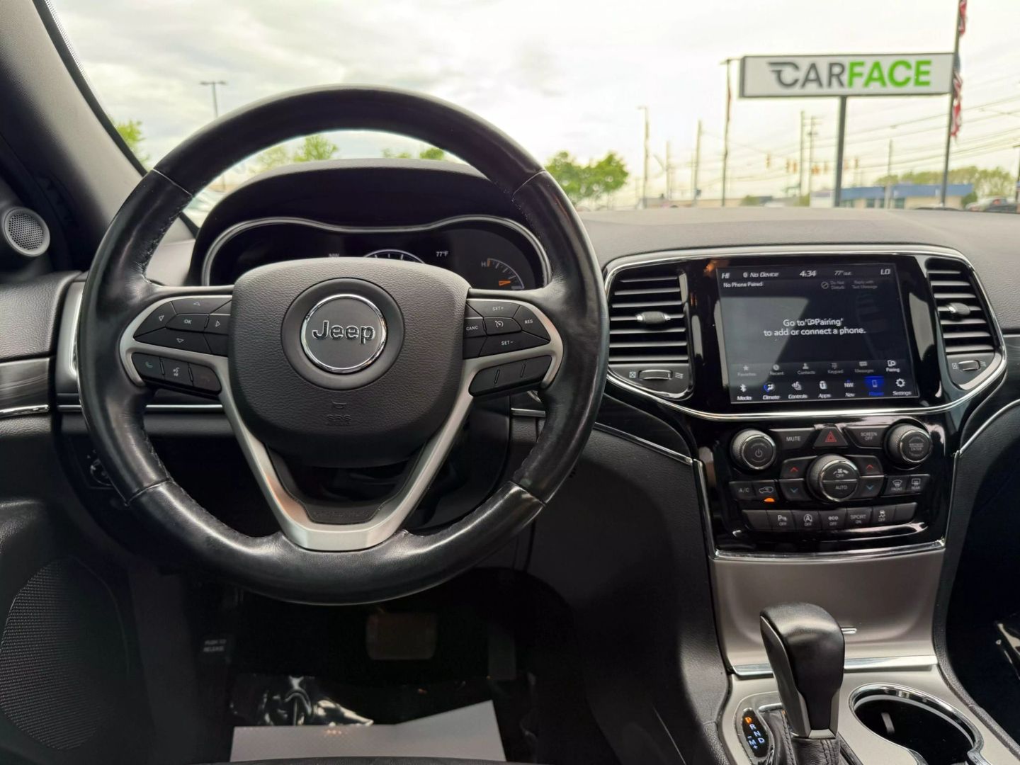 2020 Jeep Grand Cherokee - Image 29