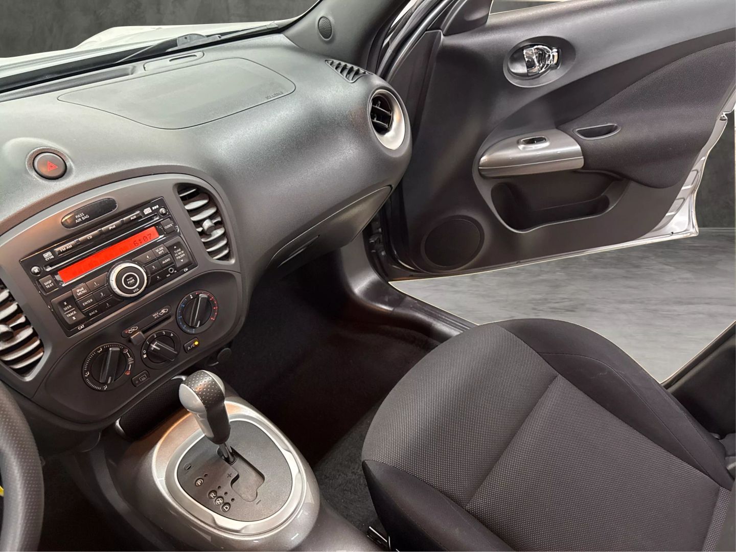 2013 Nissan Juke - Image 28