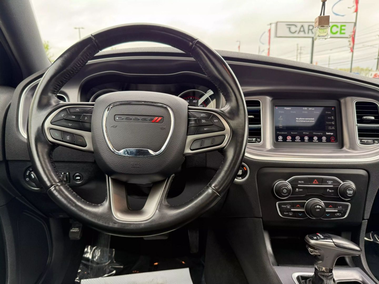 2020 Dodge Charger - Image 29