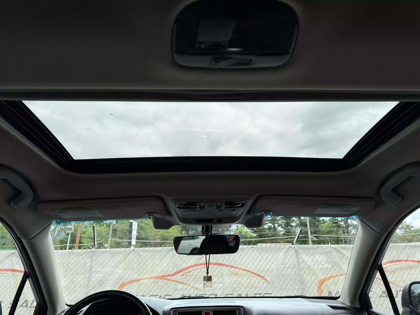 2017 Subaru Outback - Image 36