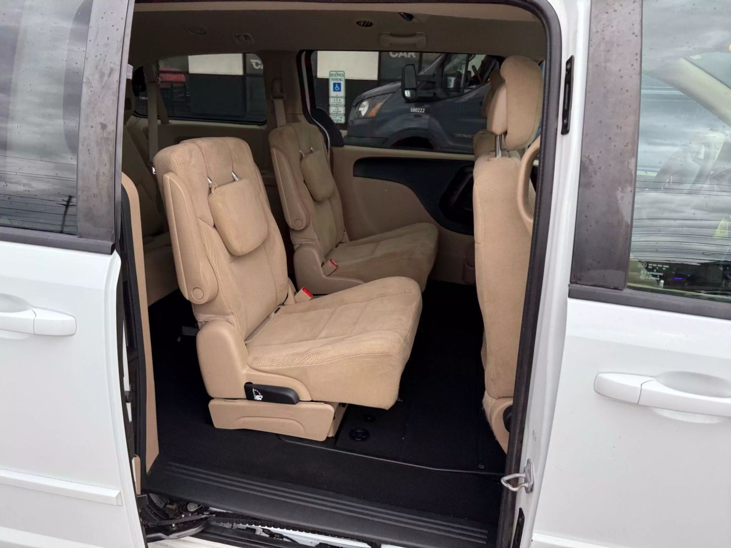2016 Dodge Grand Caravan Passenger - Image 24