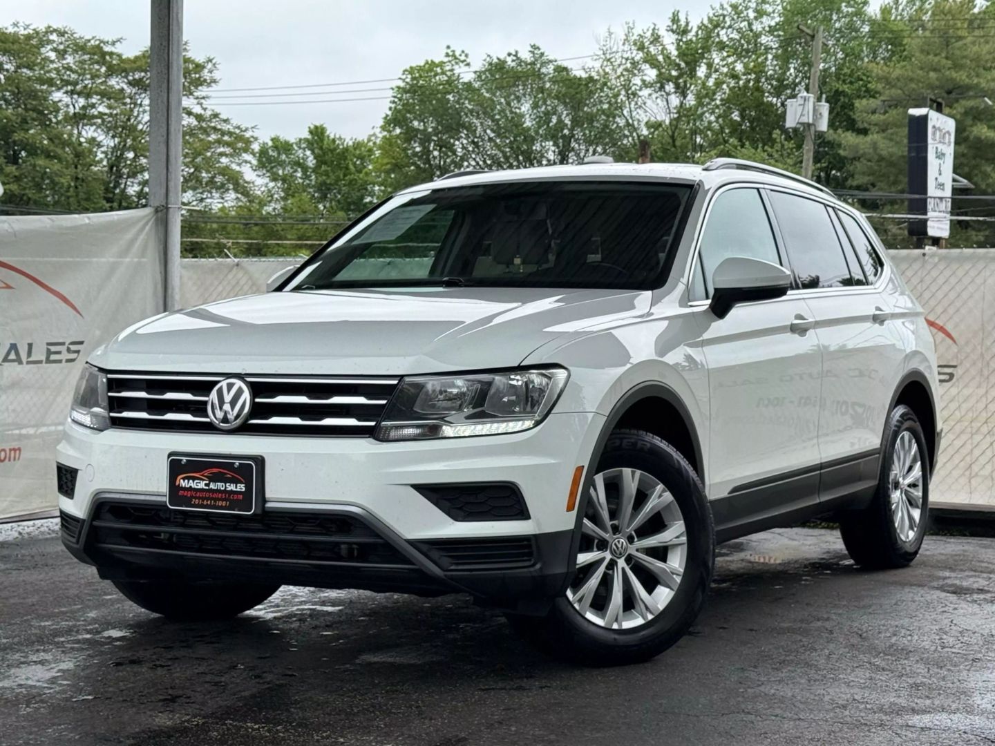 2019 Volkswagen Tiguan - Image 1