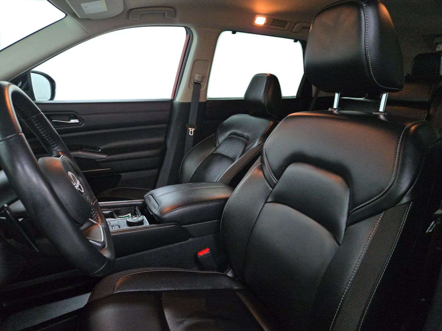 2023 Nissan Pathfinder - Image 20
