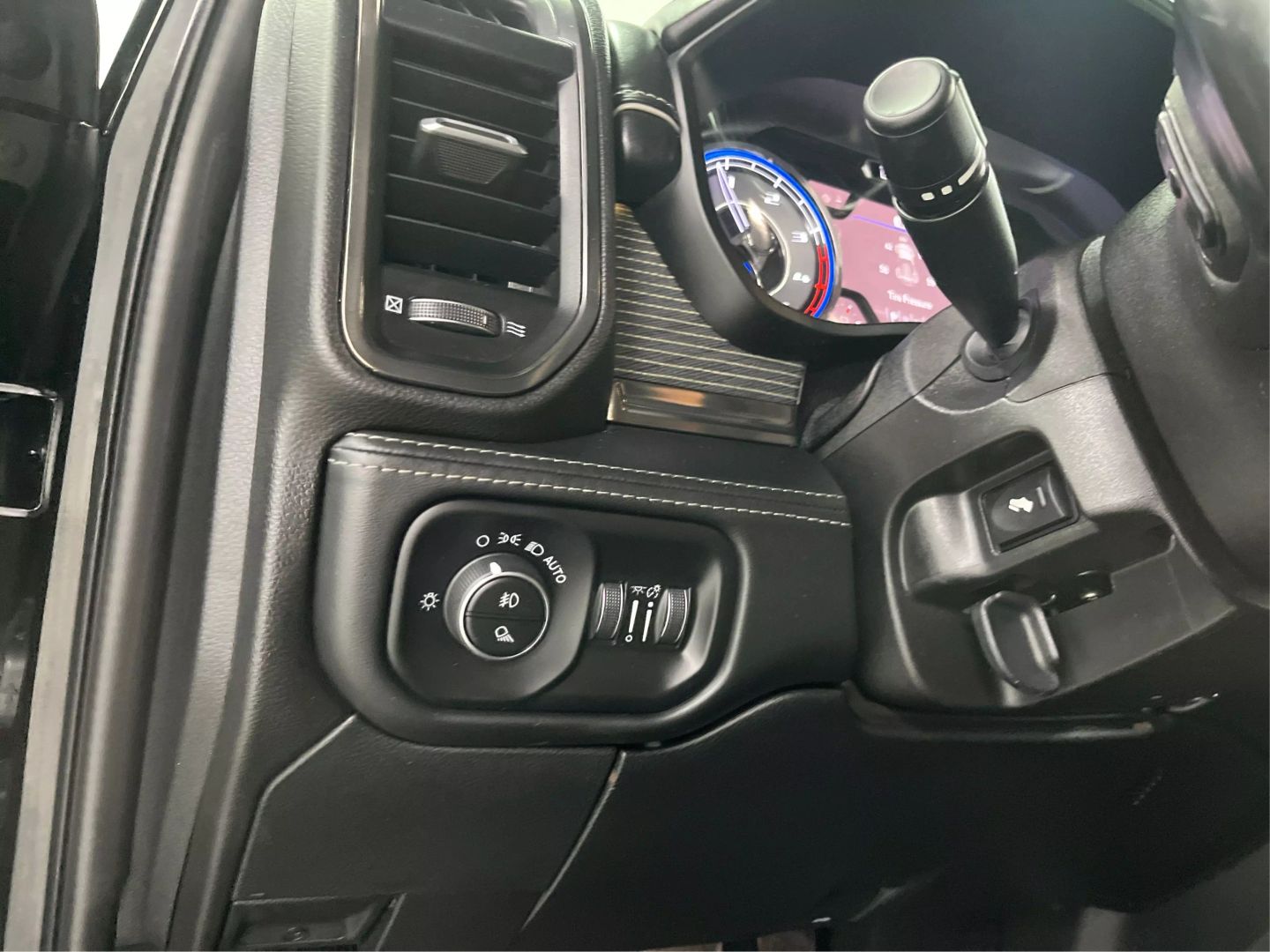 2020 Ram 3500 Crew Cab - Image 19