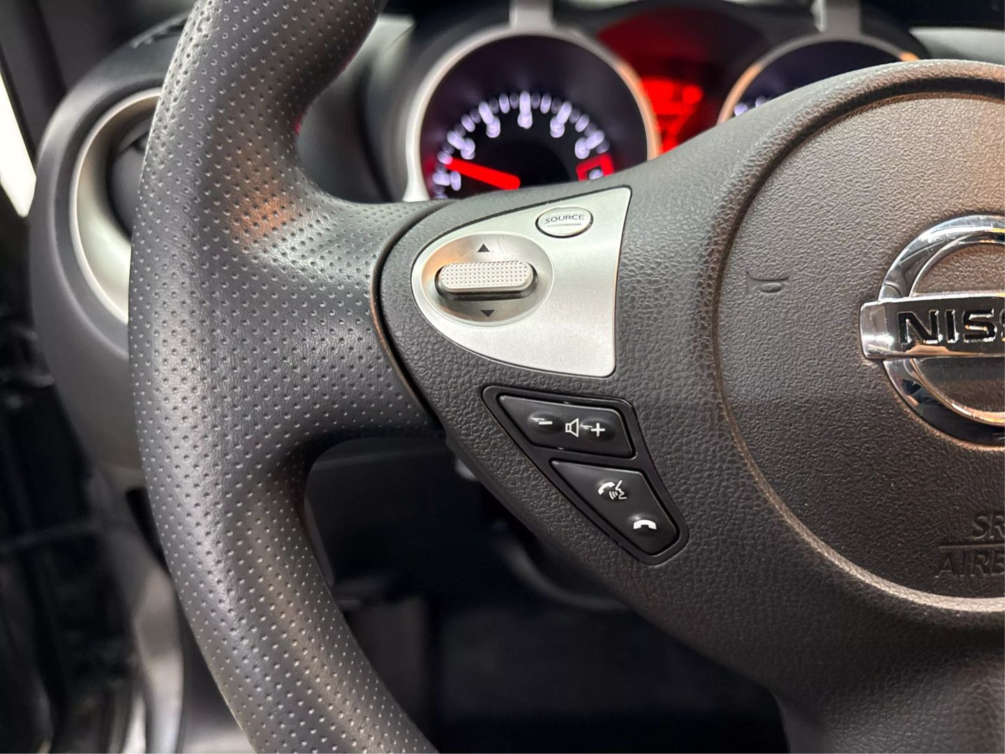 2013 Nissan Juke - Image 20