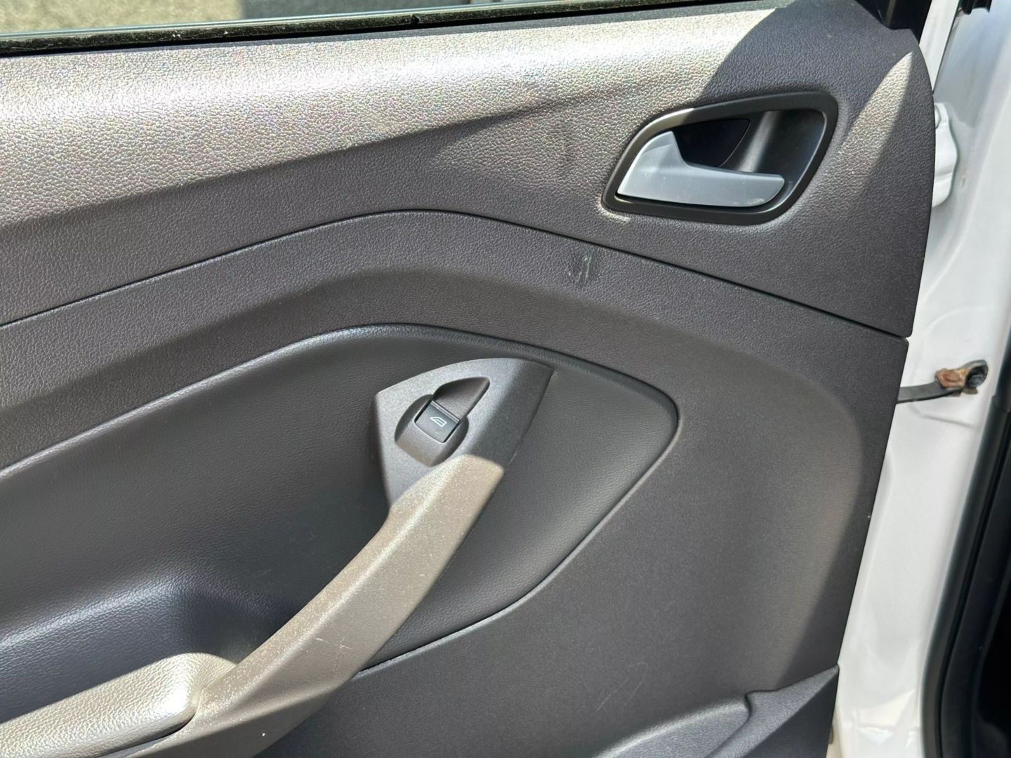 2018 Ford Escape - Image 15