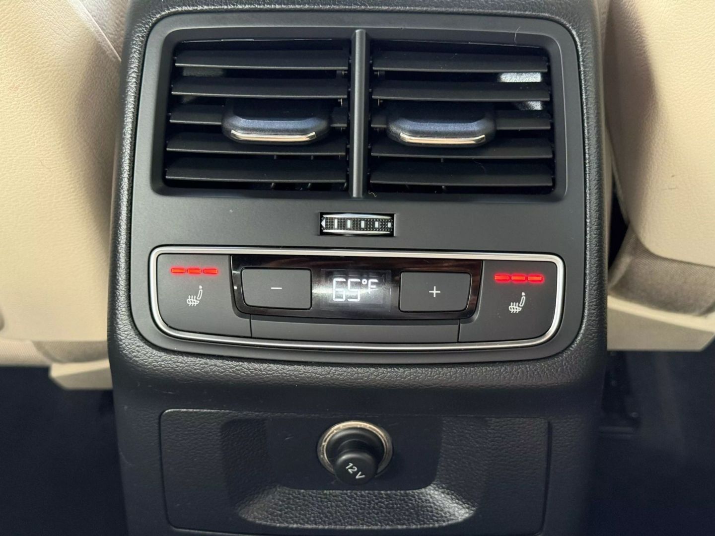 2017 Audi A4 - Image 27