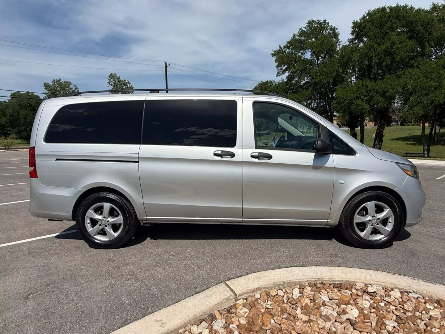 2016 Mercedes-benz Metris Passenger - Image 27
