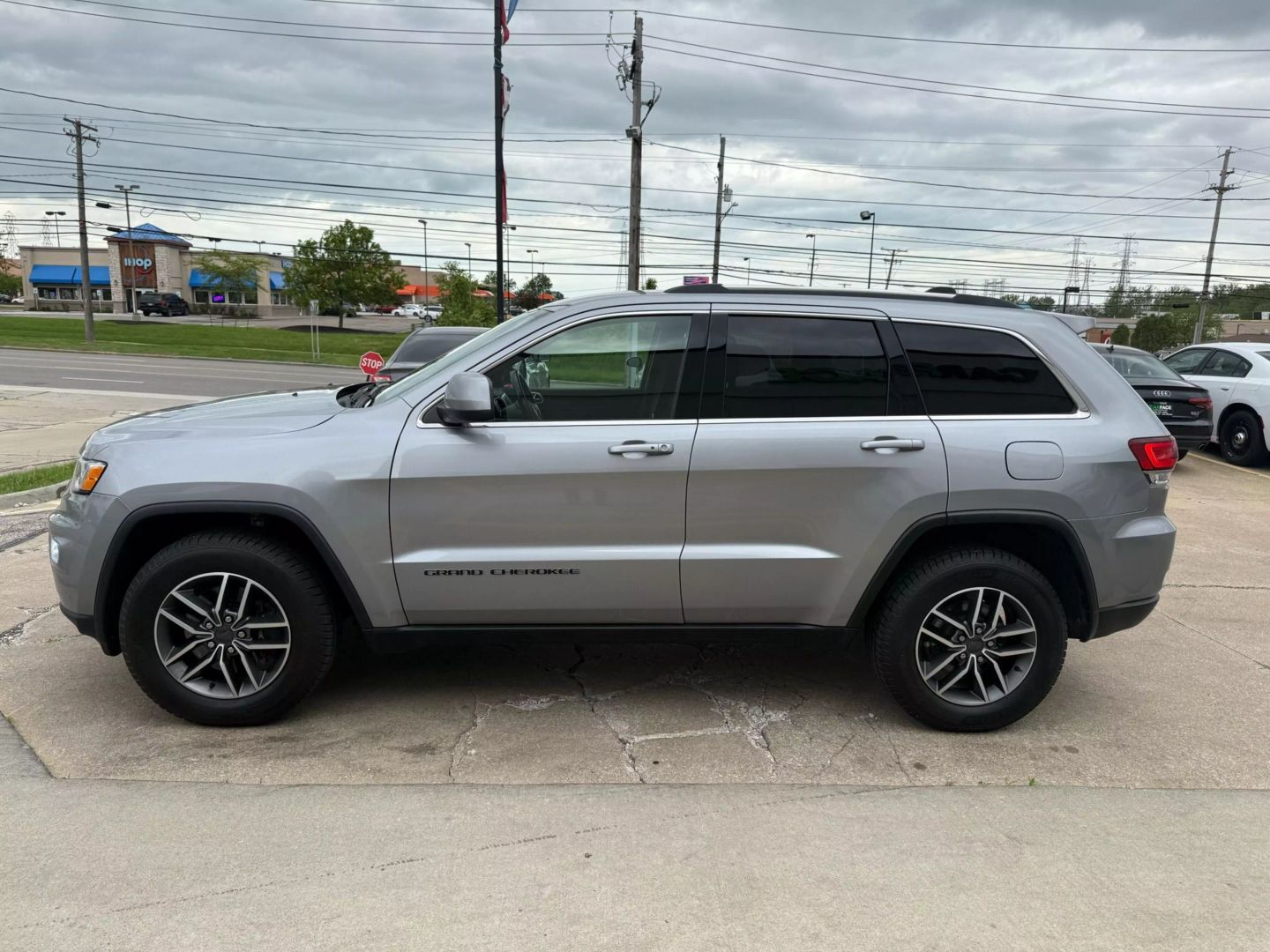 2021 Jeep Grand Cherokee - Image 6