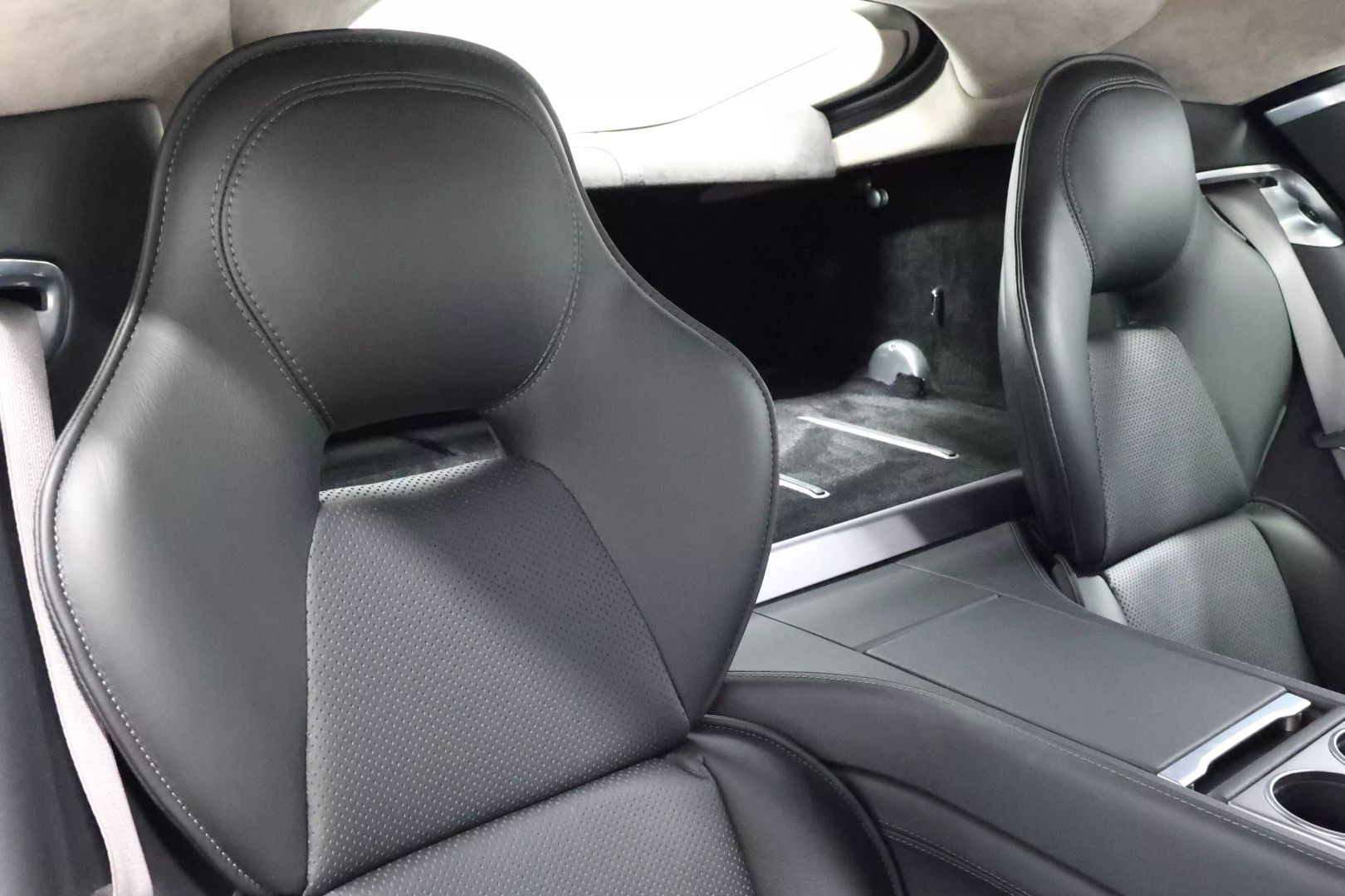 2011 Aston Martin Rapide - Image 70