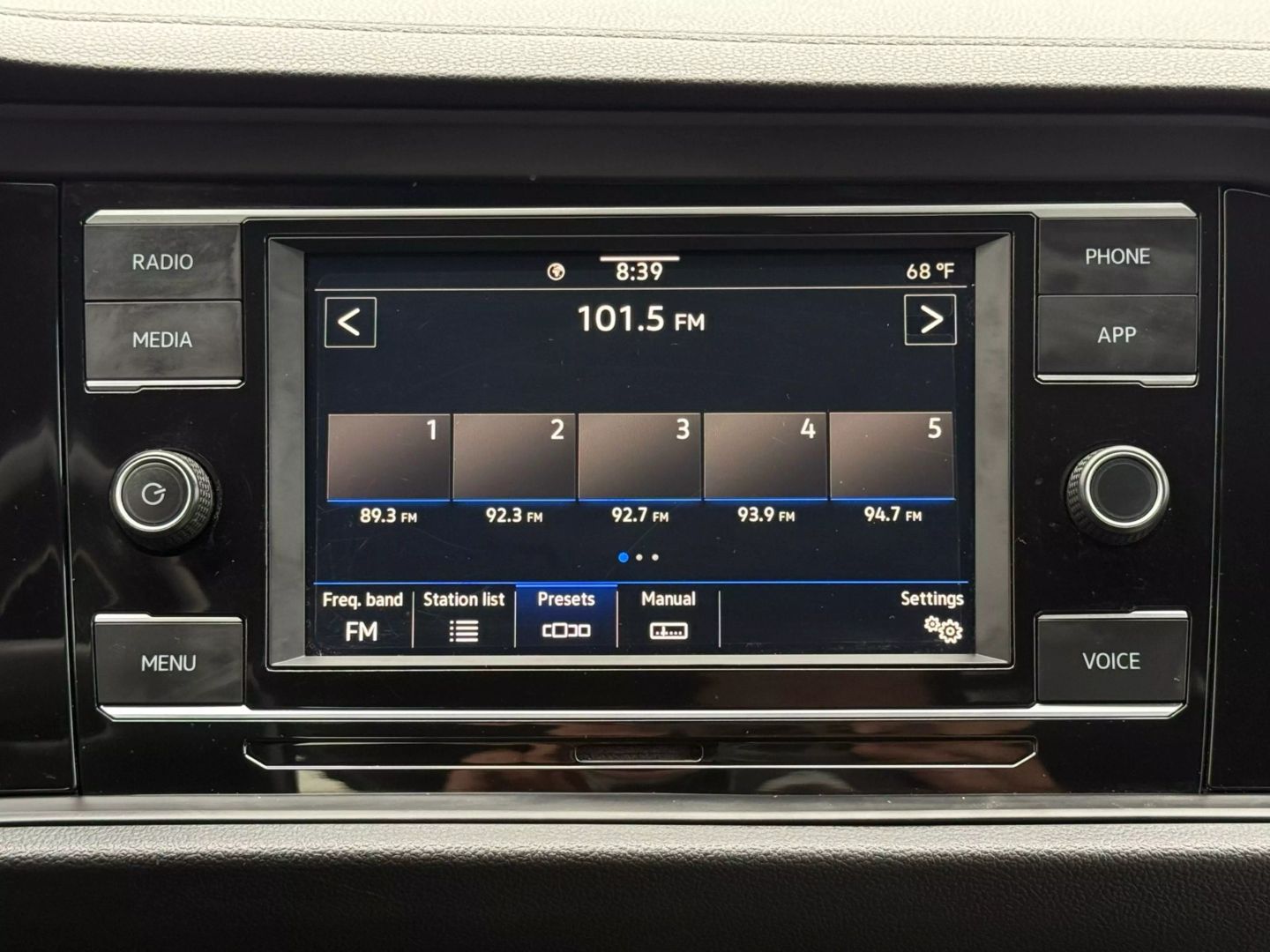 2021 Volkswagen Jetta - Image 29
