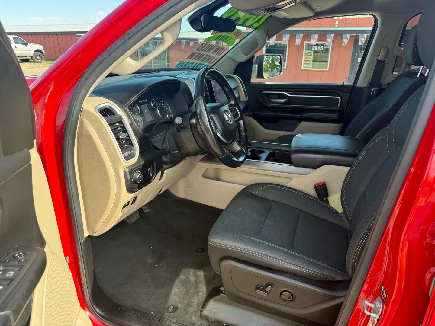 Image 8 of 2022 RAM 1500 CREW CAB