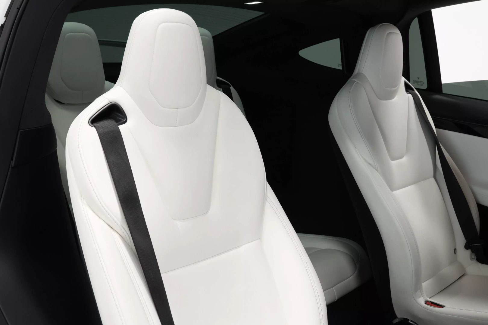 2020 Tesla Model X - Image 95