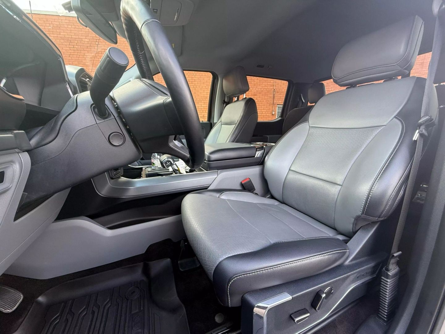 2021 Ford F150 Supercrew Cab - Image 2