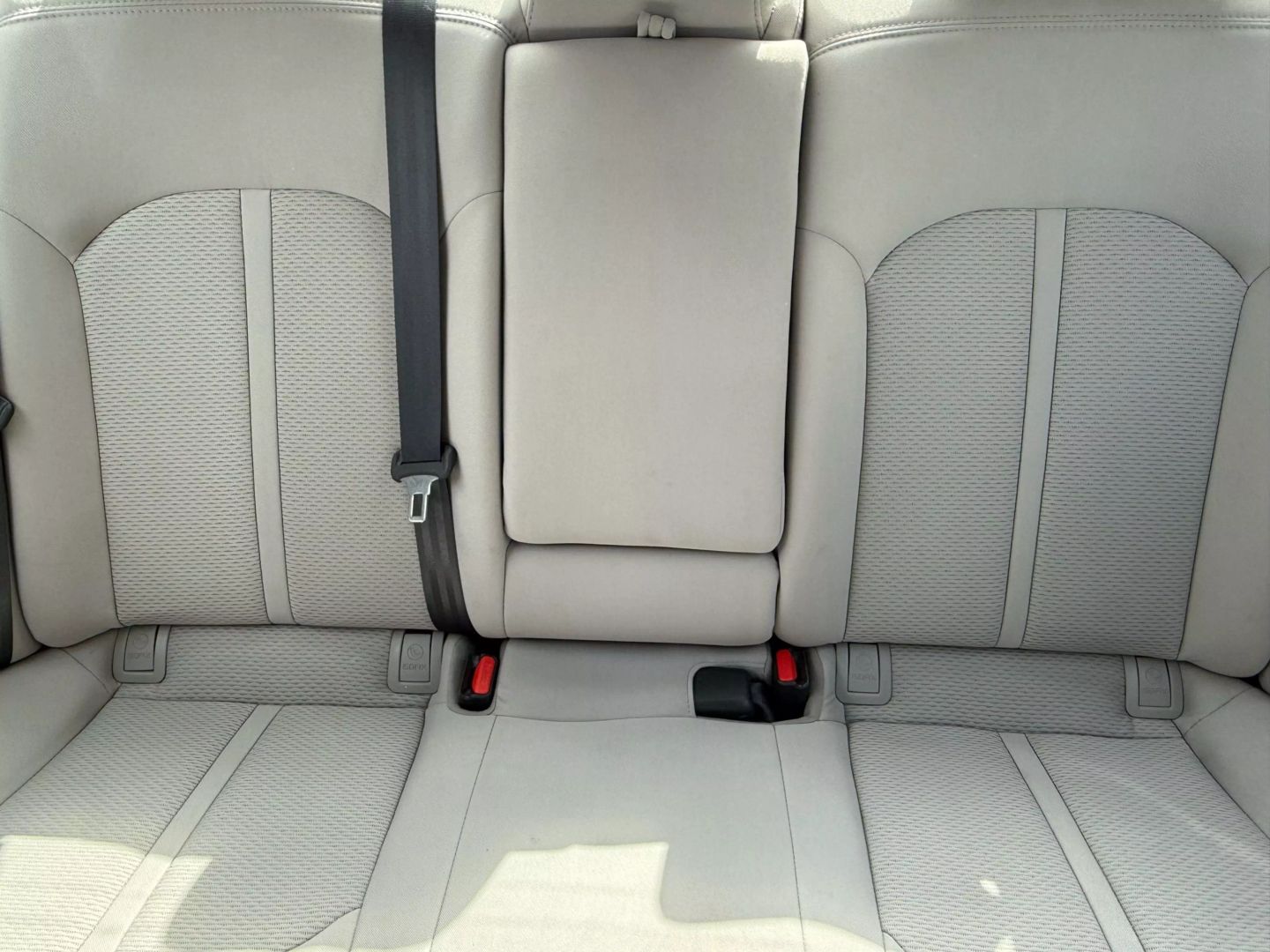 2016 Hyundai Sonata - Image 41