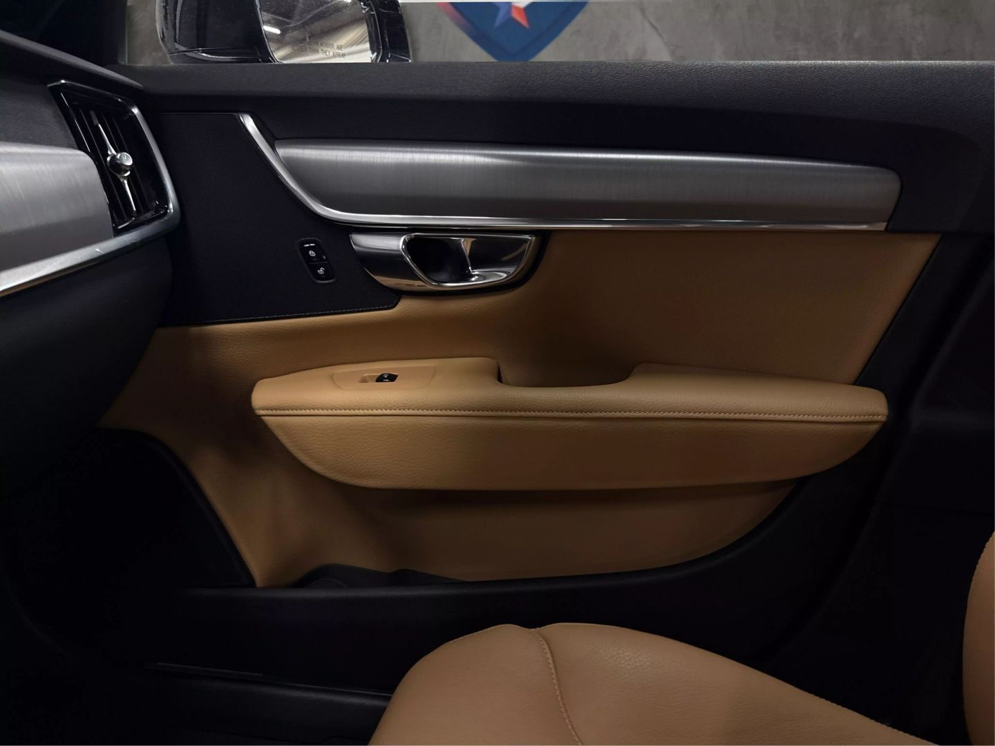 2017 Volvo S90 - Image 43