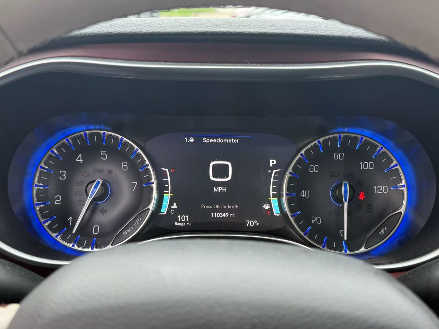 2020 Chrysler Pacifica - Image 40