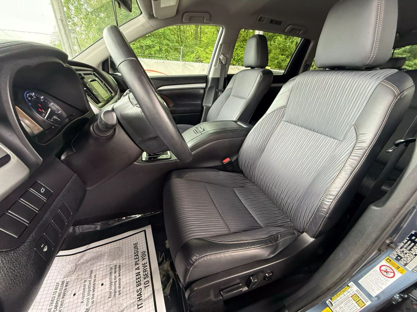 2015 Toyota Highlander - Image 16