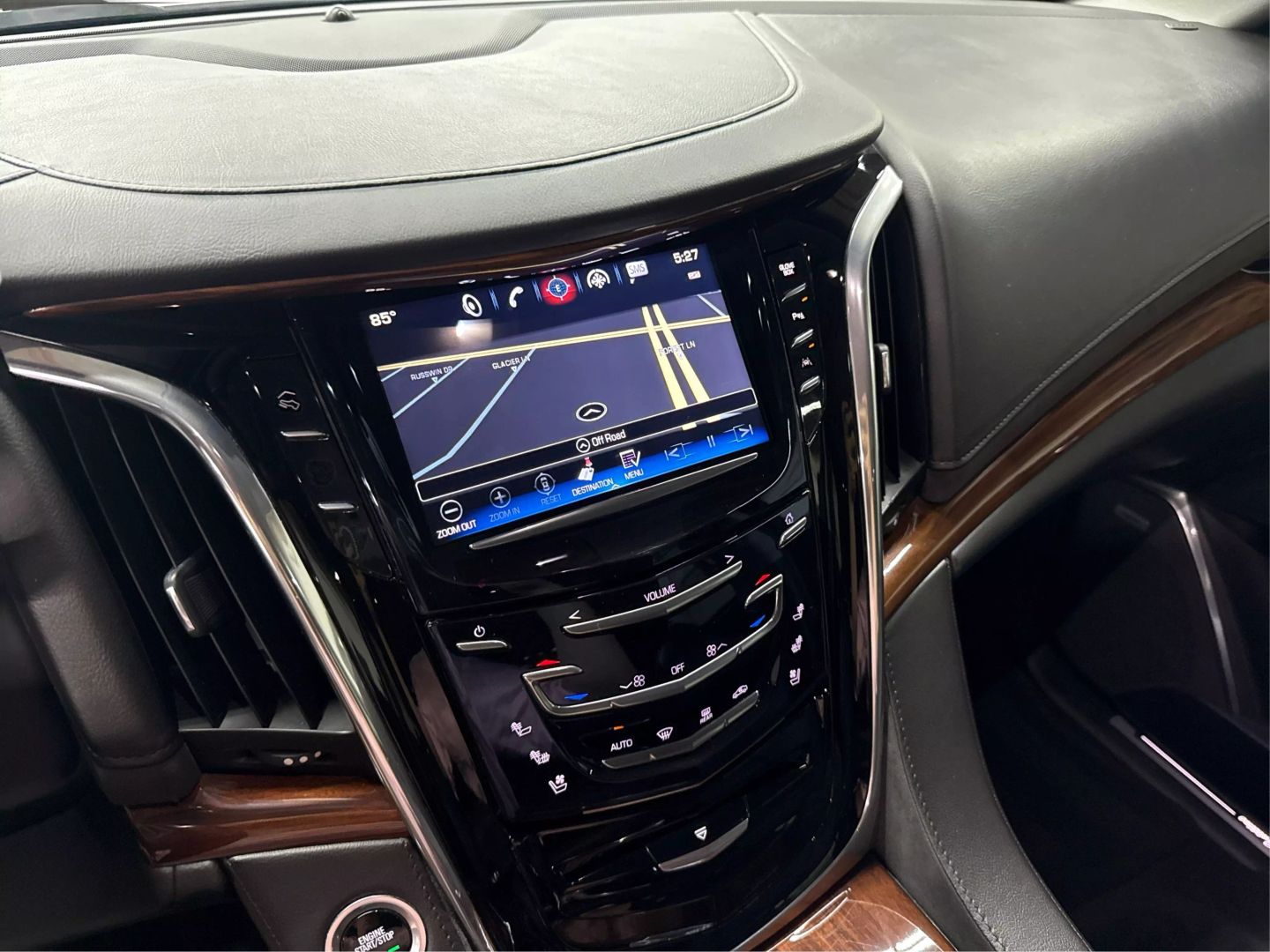 2016 Cadillac Escalade Esv - Image 21