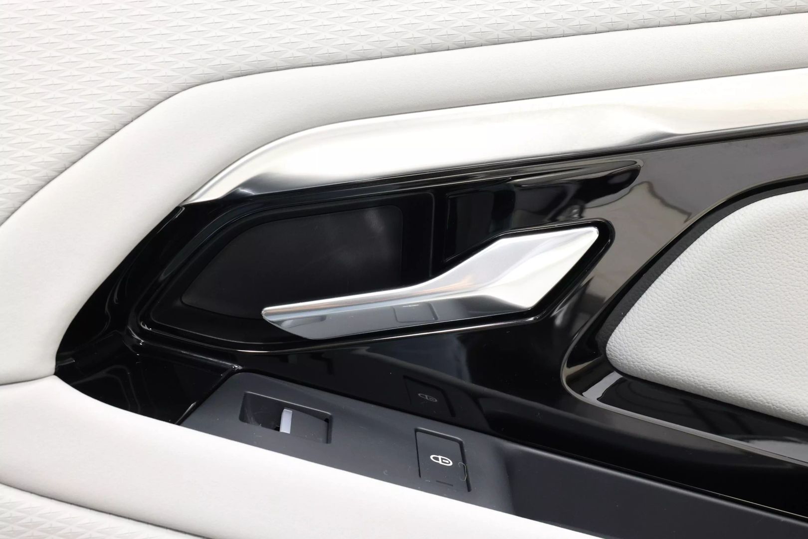 2020 Land Rover Range Rover Evoque - Image 83