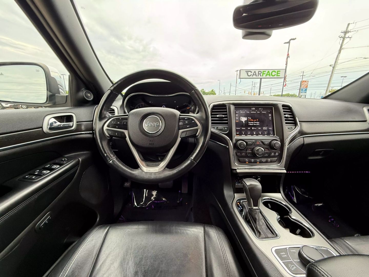 2018 Jeep Grand Cherokee - Image 29