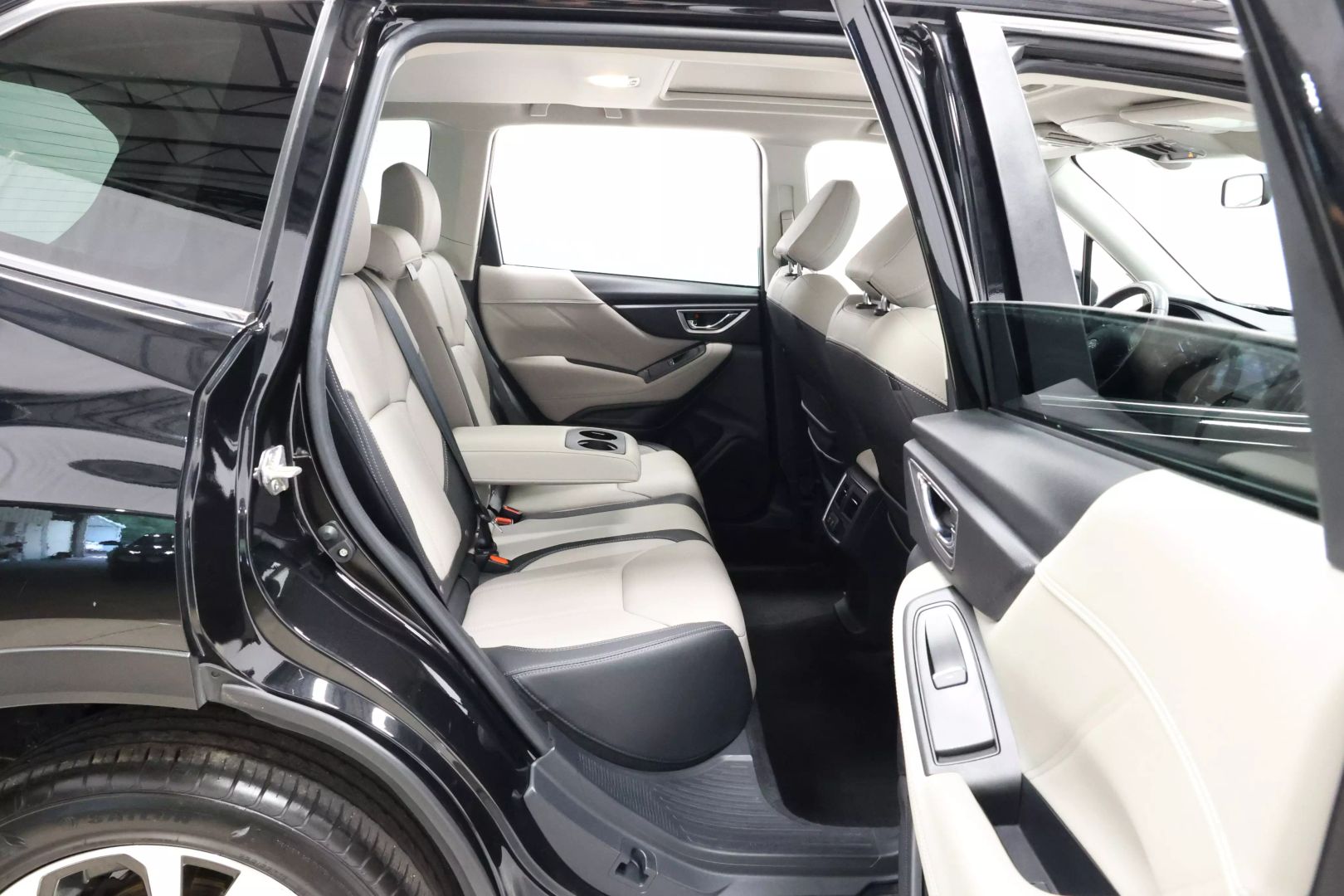 2021 Subaru Forester - Image 68