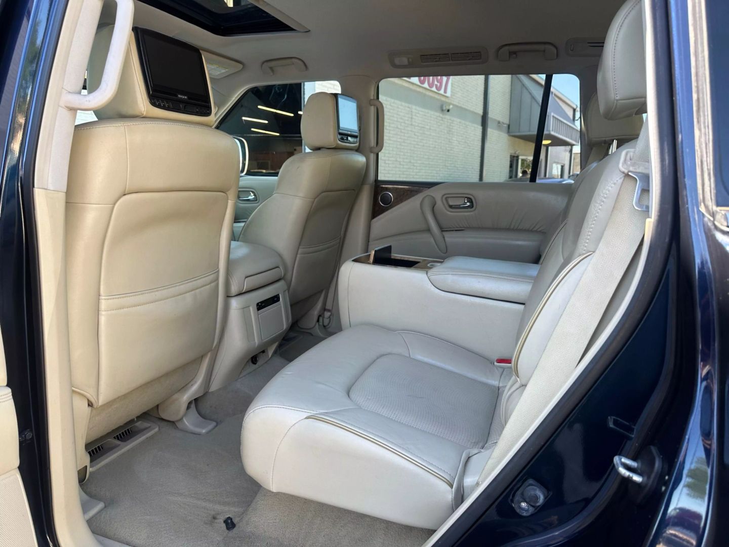 2015 Infiniti Qx80 - Image 16