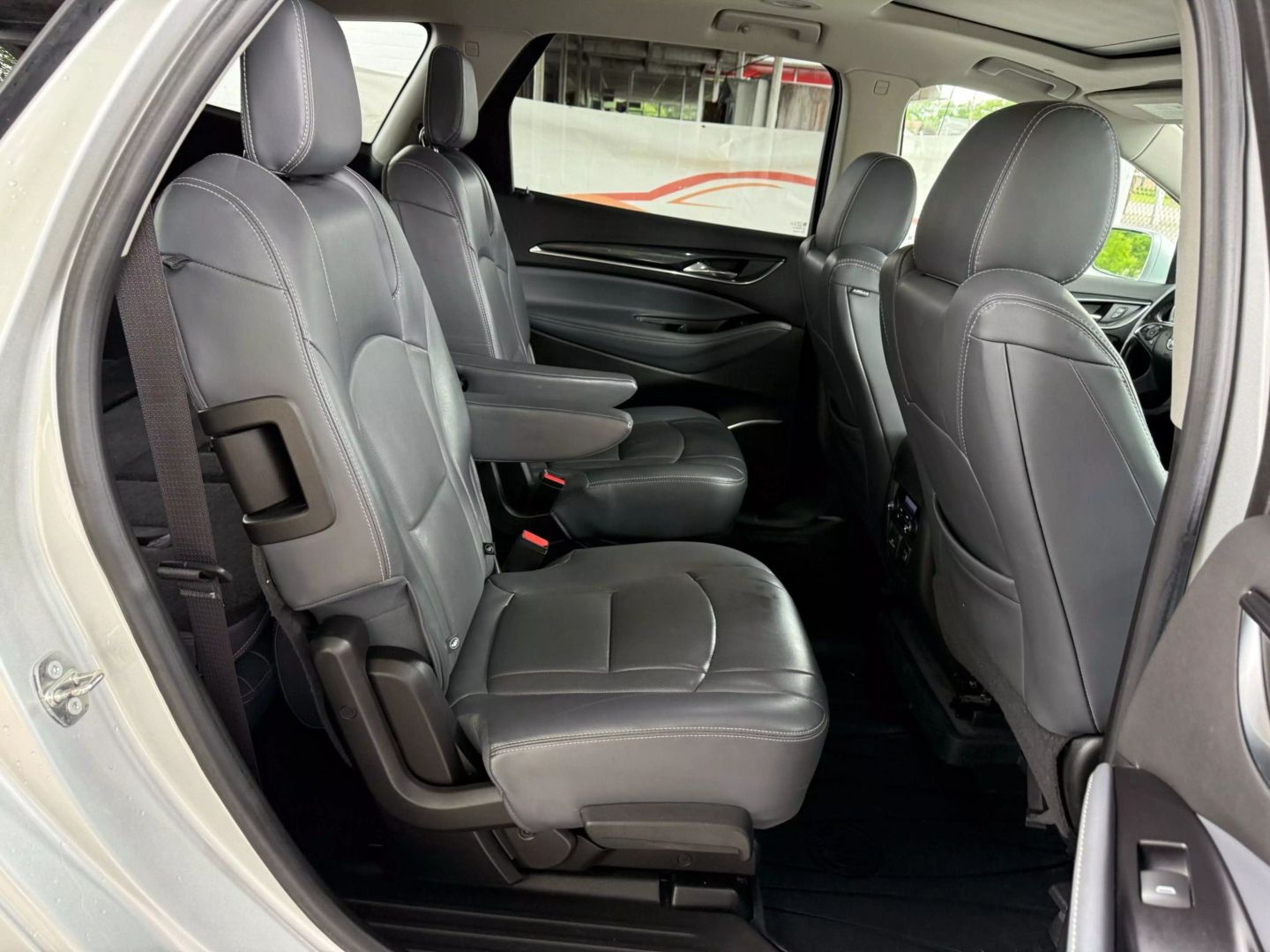 2018 Buick Enclave - Image 24