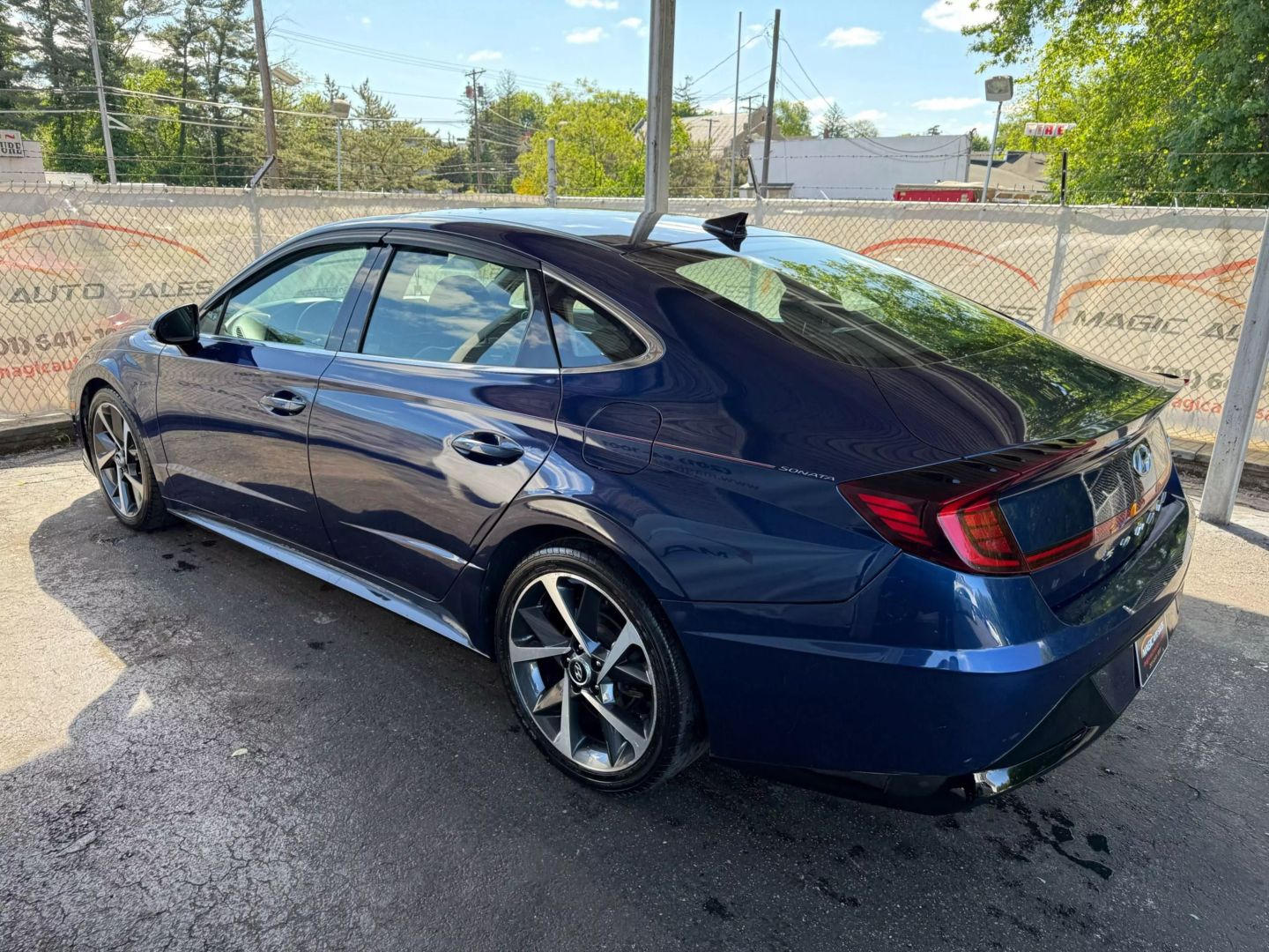2021 Hyundai Sonata - Image 13