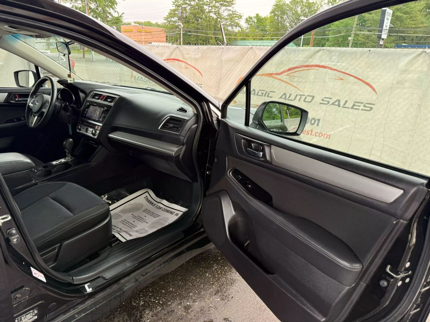 2017 Subaru Outback - Image 24