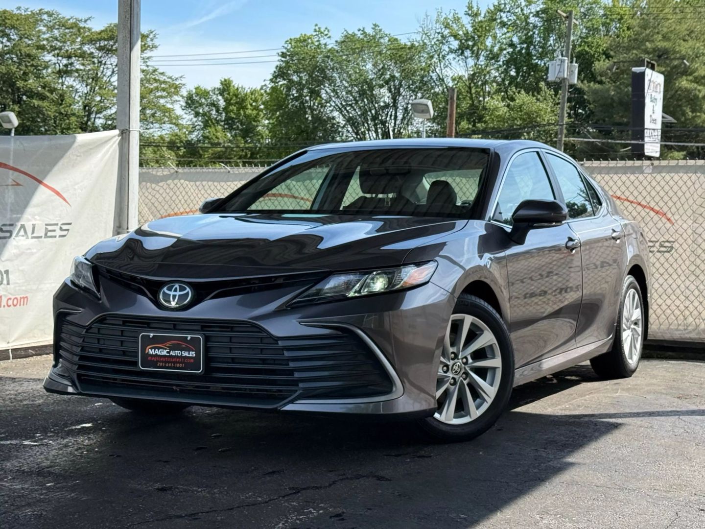 2023 Toyota Camry - Image 1