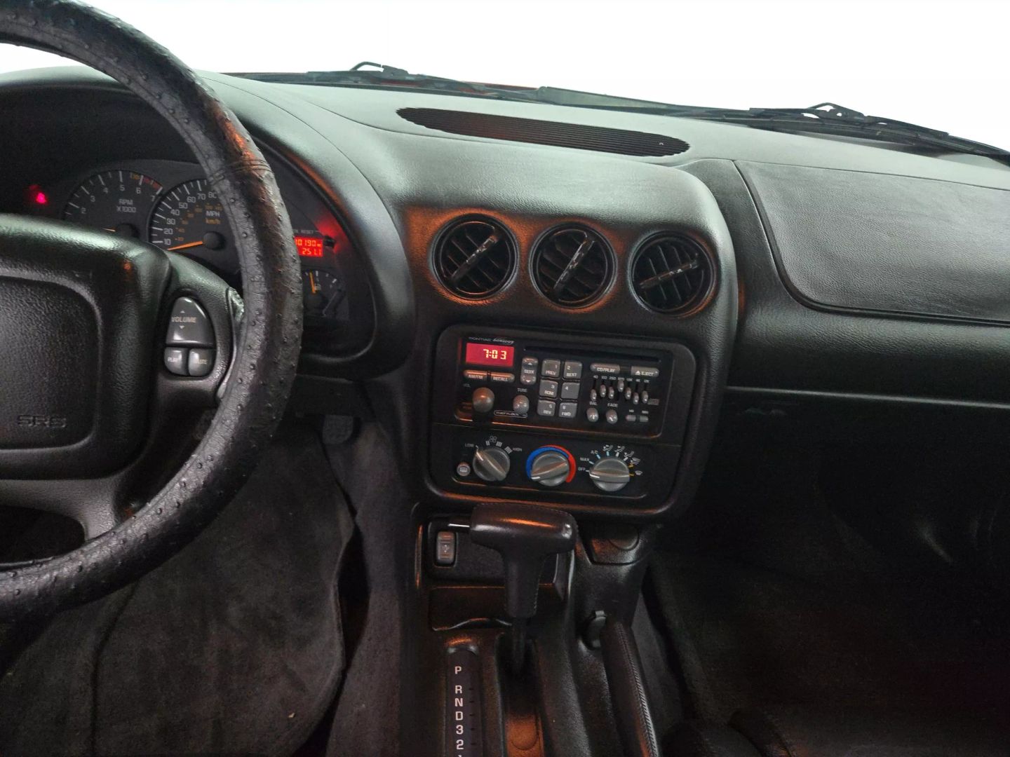 2000 Pontiac Firebird - Image 17