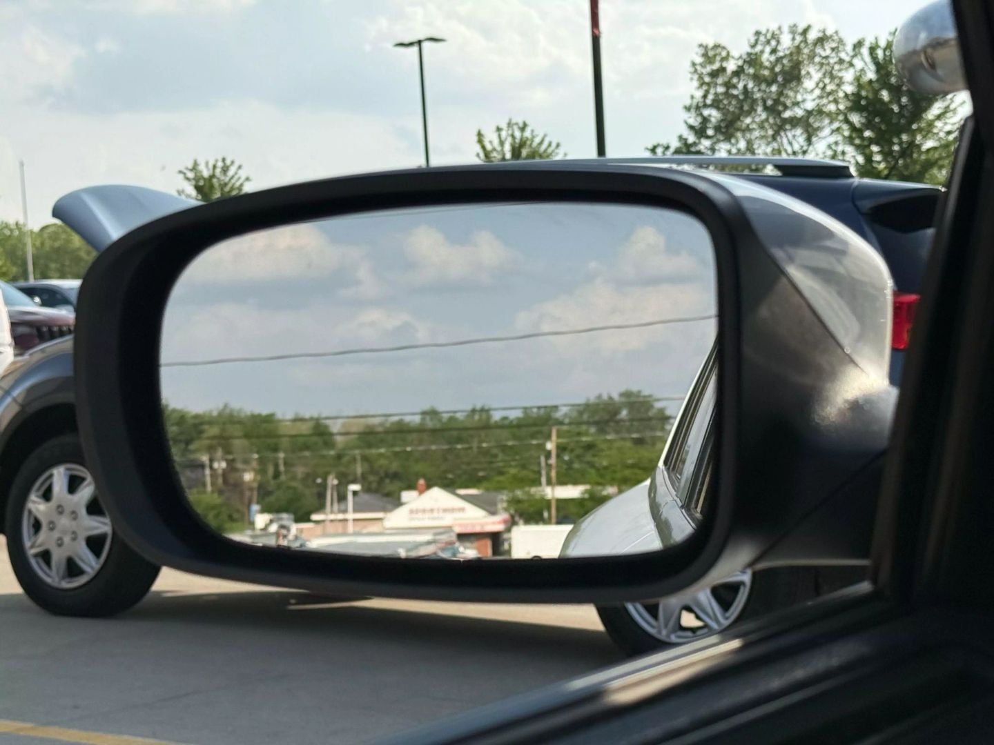 2021 Dodge Charger - Image 44