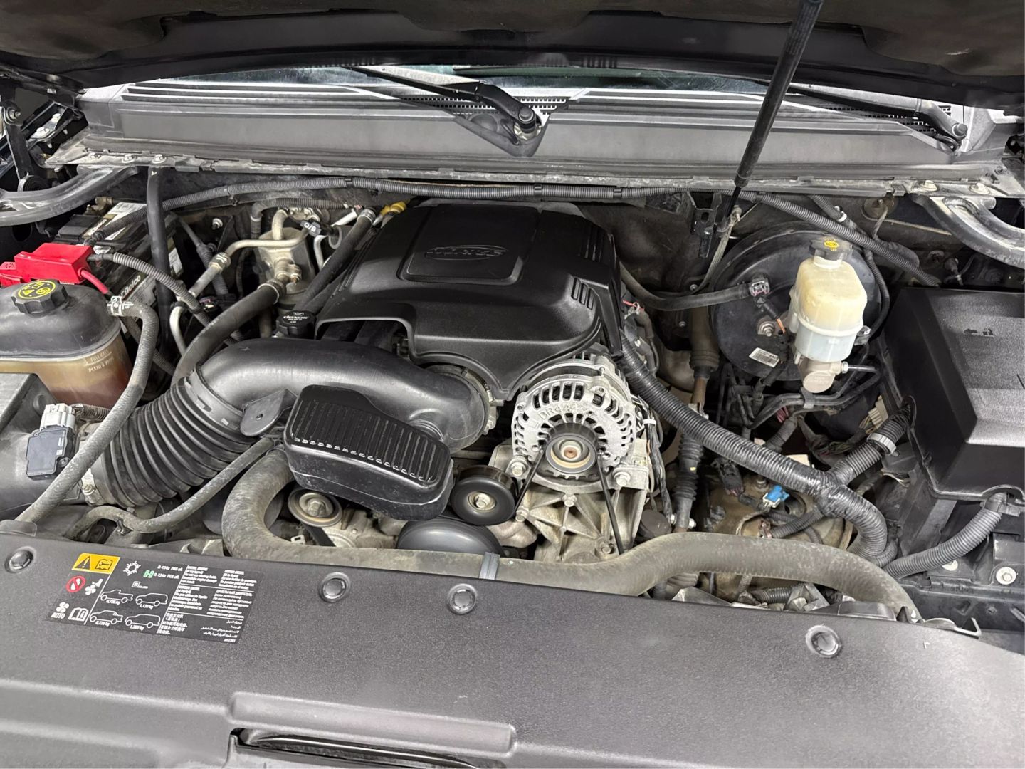 2013 Cadillac Escalade - Image 9