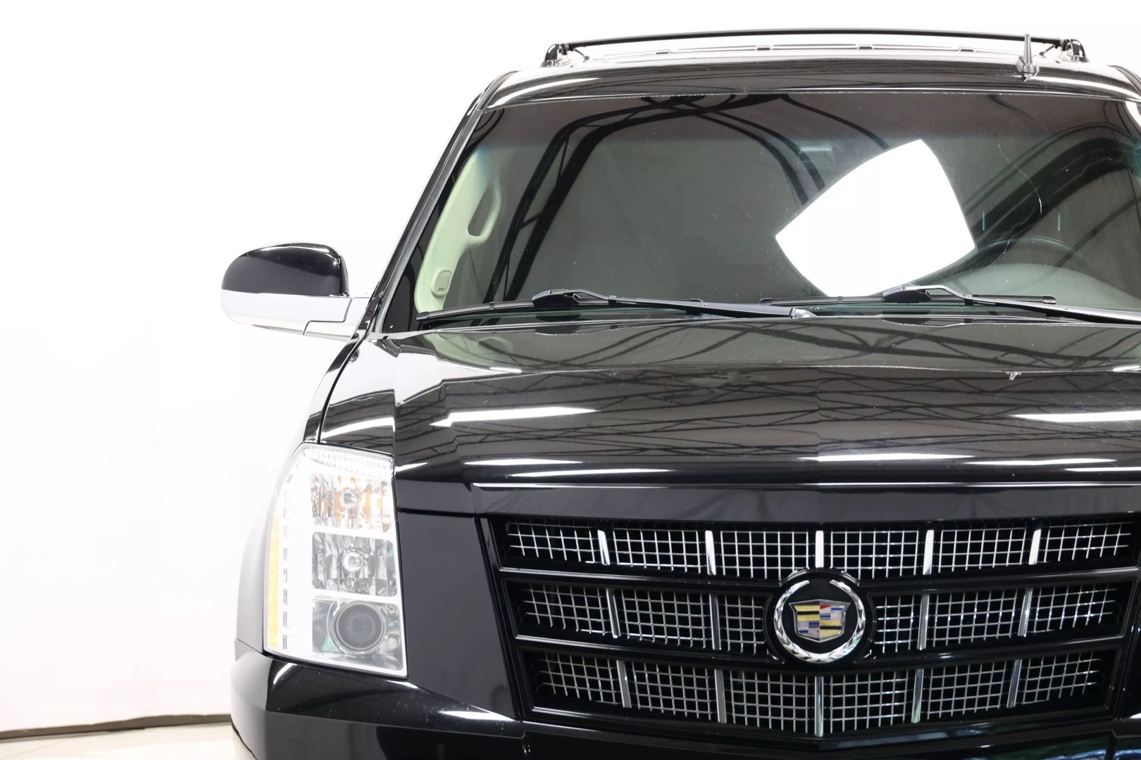 2012 Cadillac Escalade - Image 97
