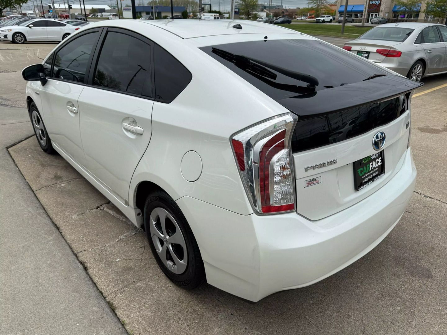 2015 Toyota Prius - Image 7