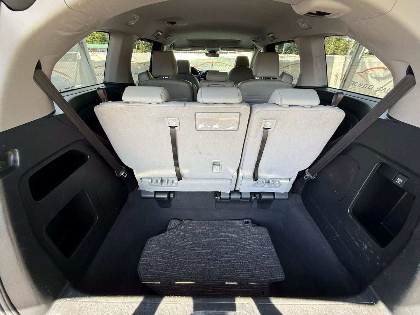 2022 Honda Odyssey - Image 20