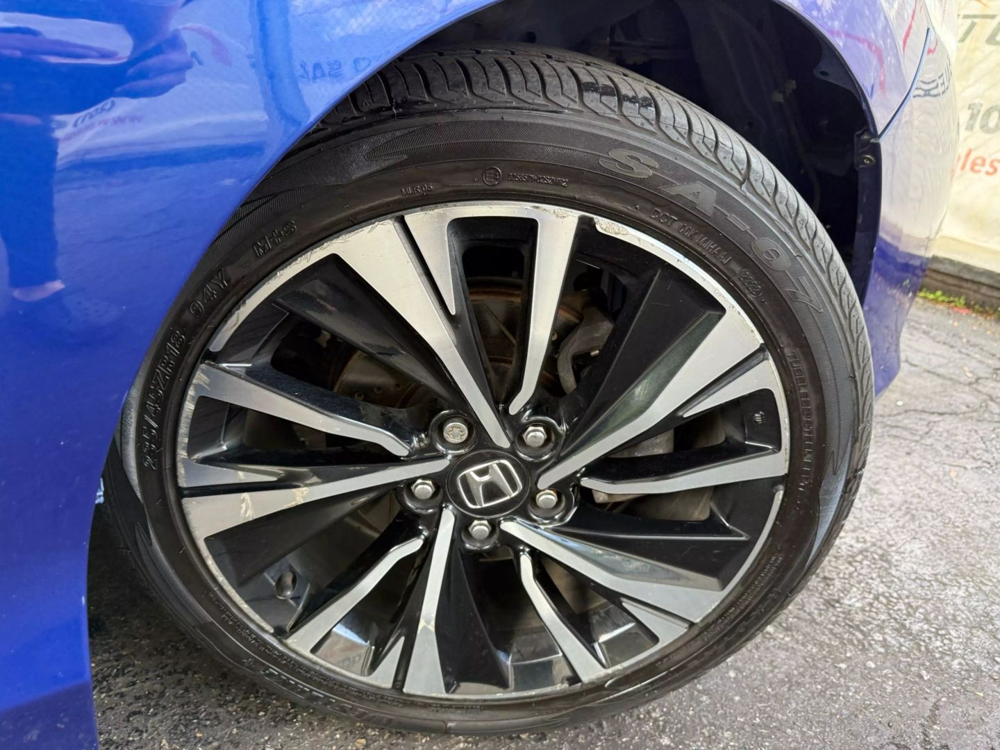 2017 Honda Accord - Image 44
