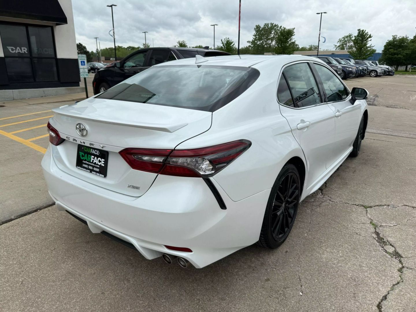 2022 Toyota Camry - Image 13