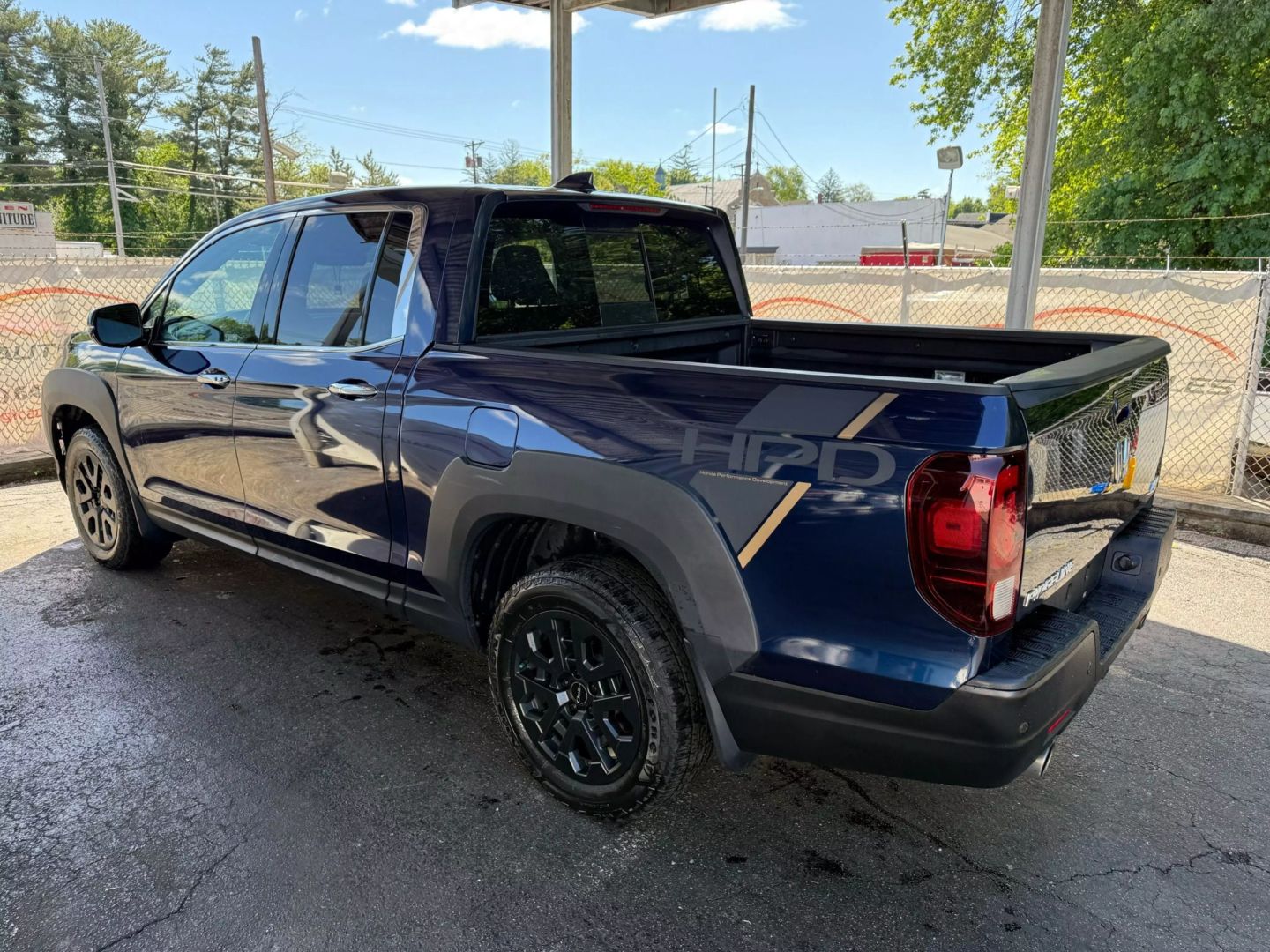 2022 Honda Ridgeline - Image 13