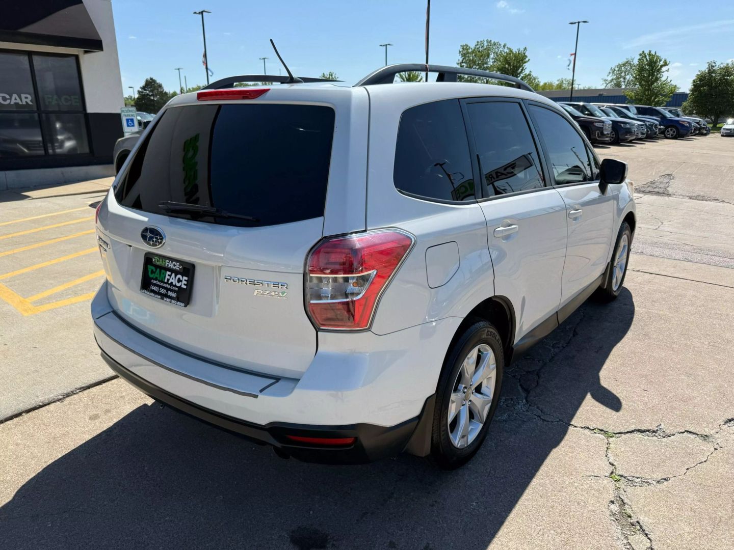 2015 Subaru Forester - Image 14